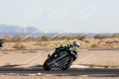 media/Dec-07-2025-CVMA (Sun) [[3e7d2de5dc]]/Race 17-Amateur Formula Middleweight/